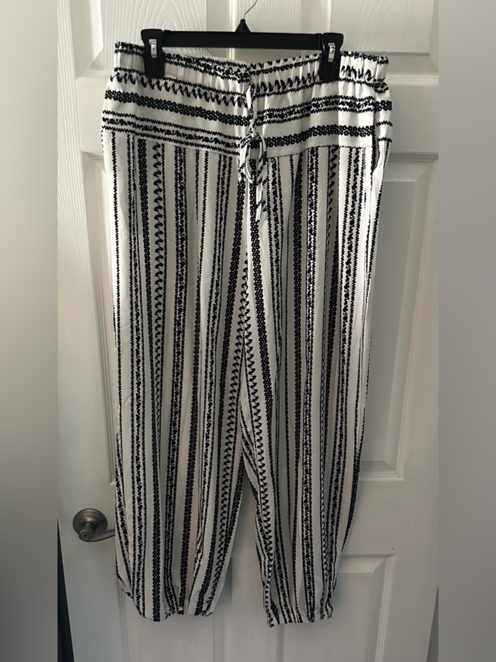 SHEIN Black & White Striped Drawstring Joggers